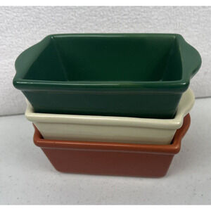 3 VINTAGE STONEWARE MINI LOAF PANS Green, red, White CELEBRATE IT & MICHAELS‎